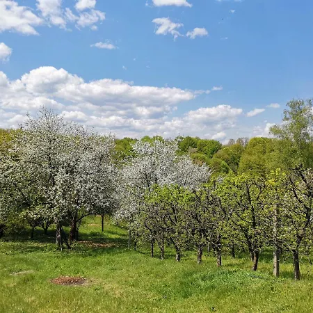 Weekend House & Dubrave Semesterbostad *