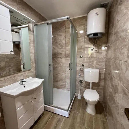 Weekend House & Dubrave *